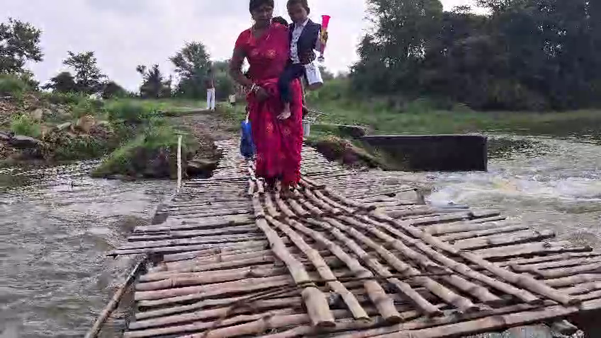 Months of Construction Work Halted on the Bridge in Sitarampur, Demands for Administrative Intervention