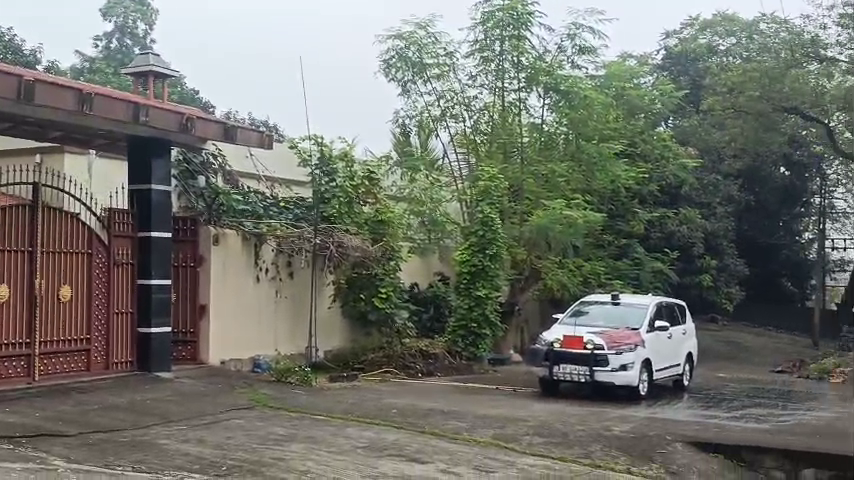 ED raids industrialist Anil Agarwal's house in Barakar, Kulti; investigating team arrives in five cars, sparking stir
